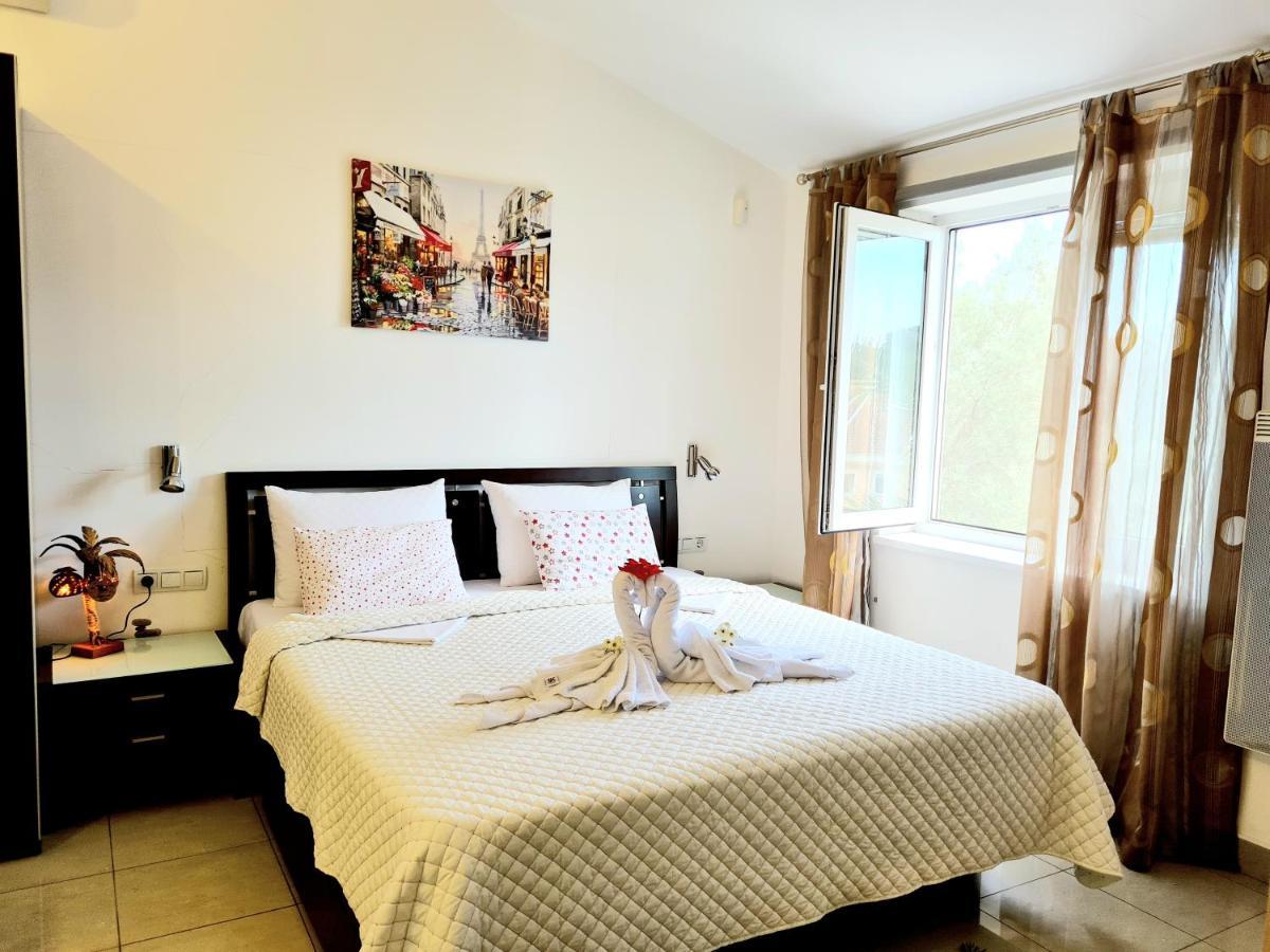 Olive Garden Apartment Petrovac Dış mekan fotoğraf
